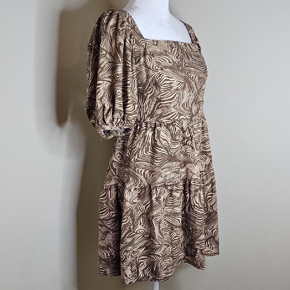 House of Harlow Square Neck Puff Sleeve Mini Dress in Brown Swirl Print - Picture 4 of 13
